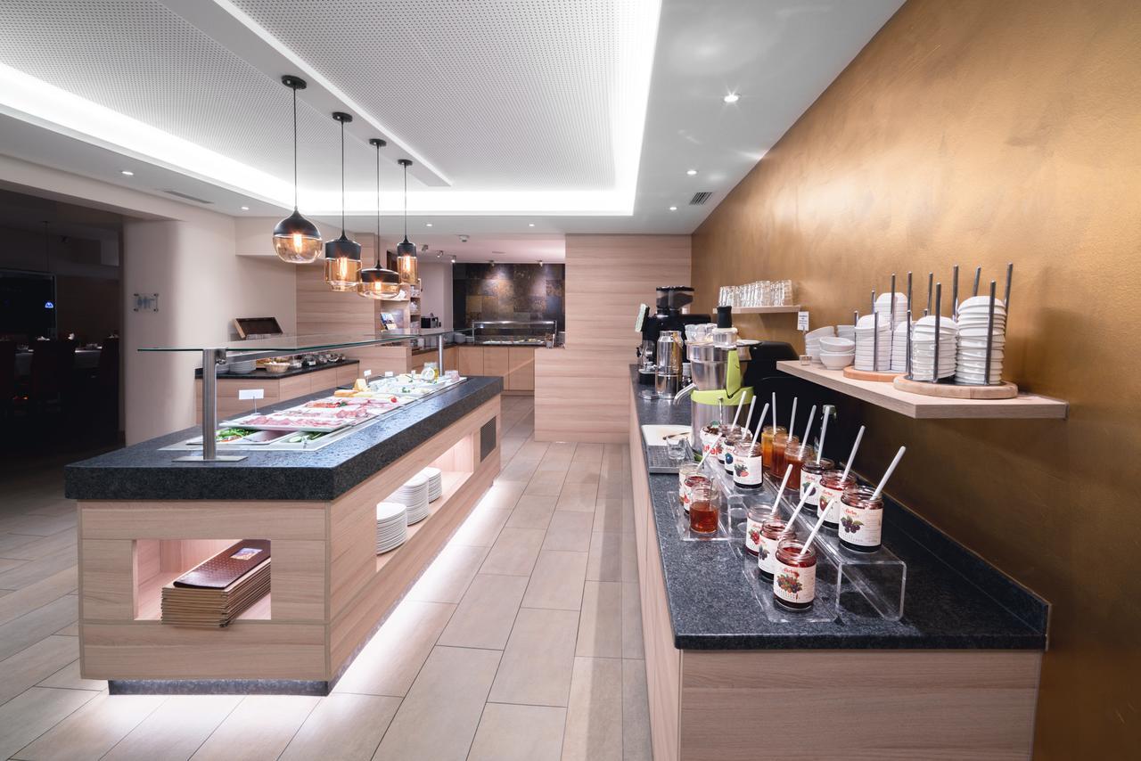 Alpen Adria Hotel & Spa เพรสเซกเกอร์ซี ภายนอก รูปภาพ